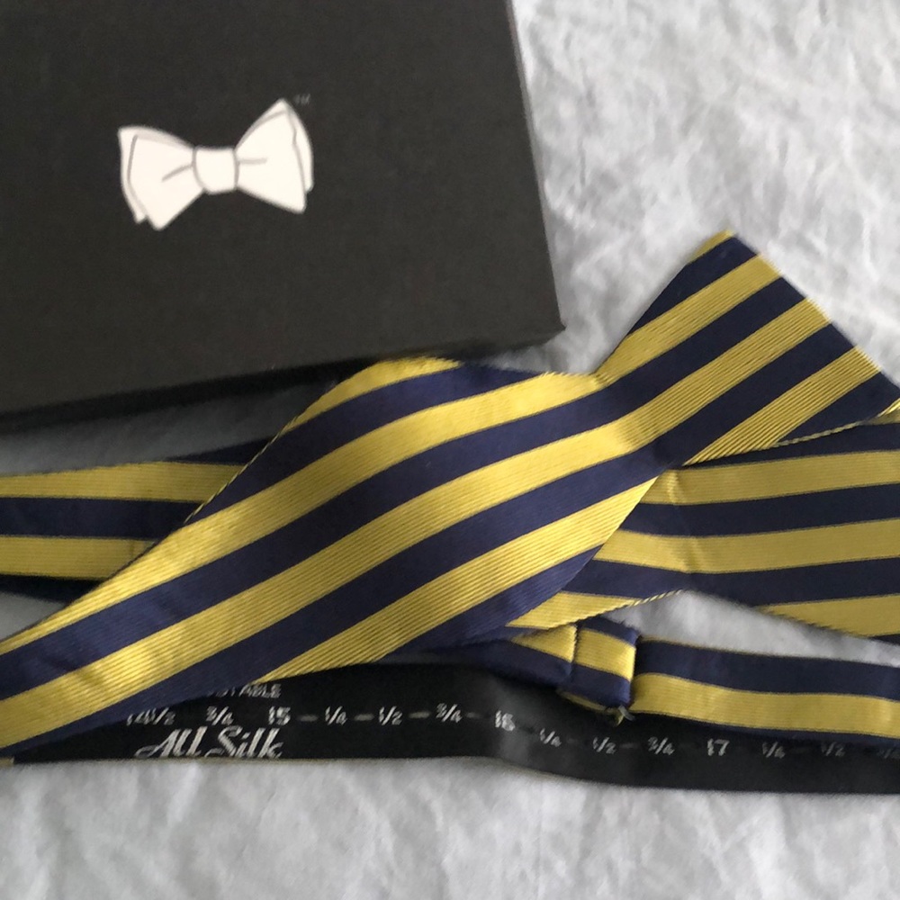 BOWTIE • NEW 😎